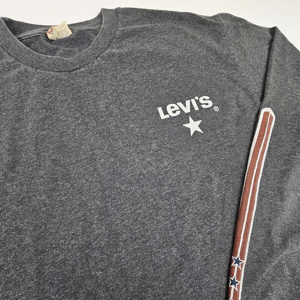 Vintage Y2K Levi's Long Sleeve T Shirt Mens L Gray Stars Stripes Graphic Logo